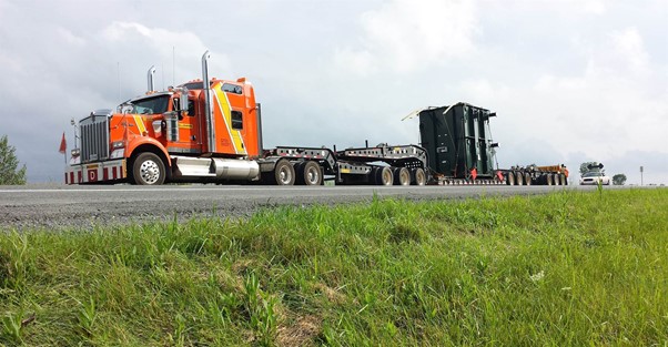 Camion lourd et transport hors route